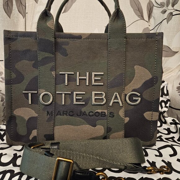 Marc Jacobs Medium Camouflage Tote - Picture 1 of 8
